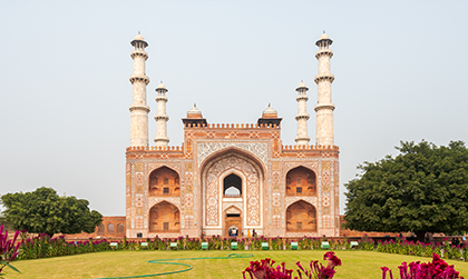 24*7 hour taxi services near me