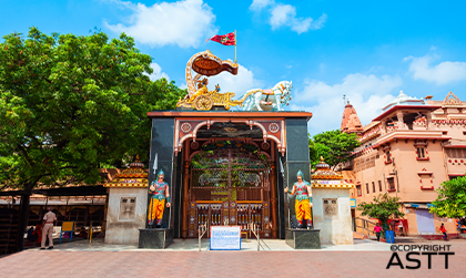 Local taxi services near me in Mathura